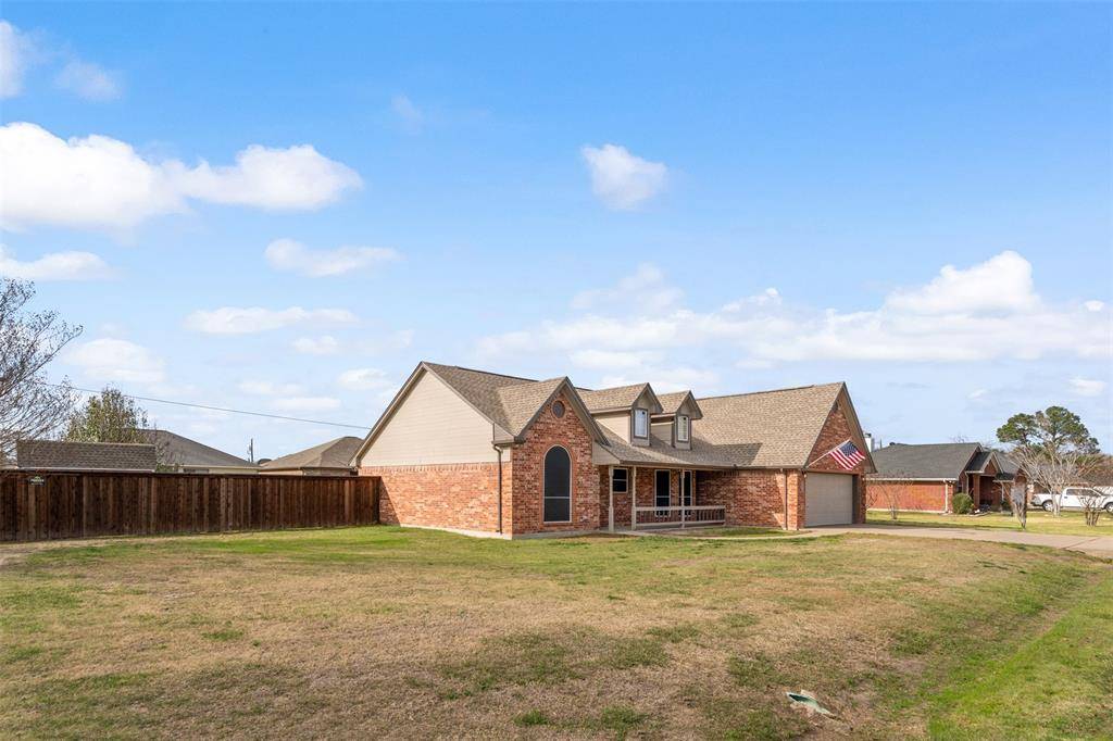 Gun Barrel City, TX 75156,325 Flying Bridge Drive