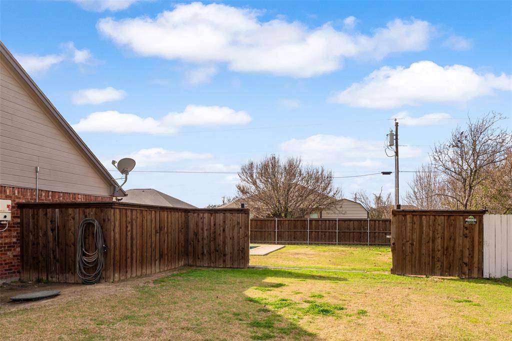 Gun Barrel City, TX 75156,325 Flying Bridge Drive