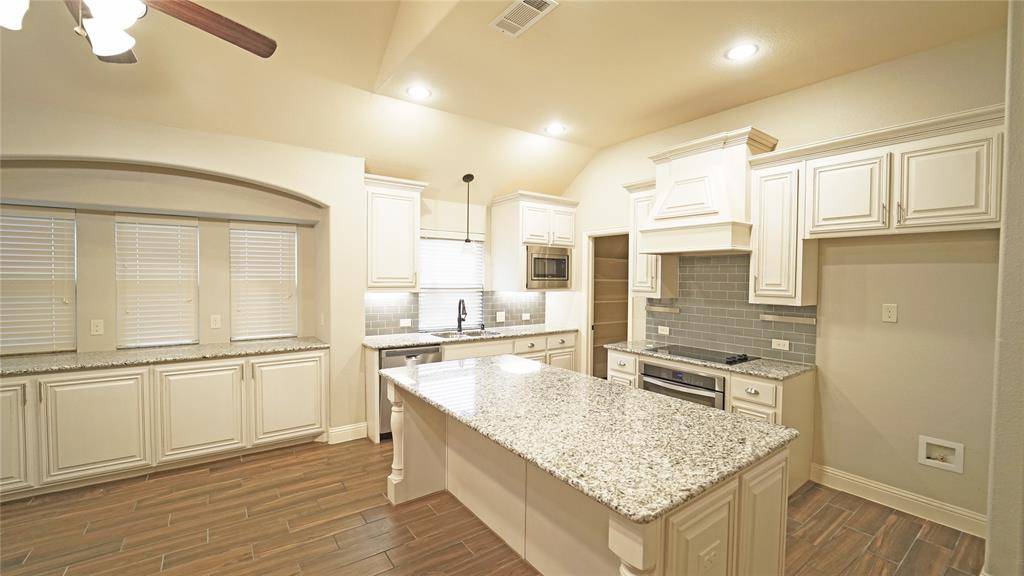 Aledo, TX 76008,729 Paintbrush Court