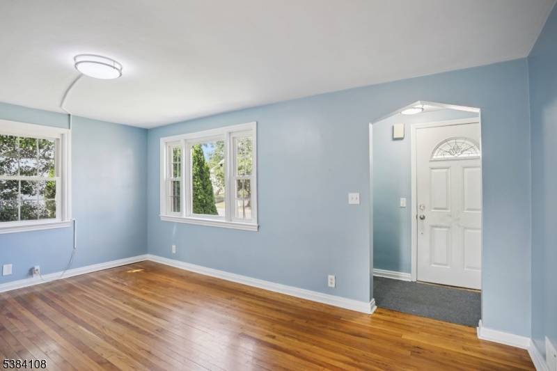 Belleville Twp., NJ 07109,144 Bremond St