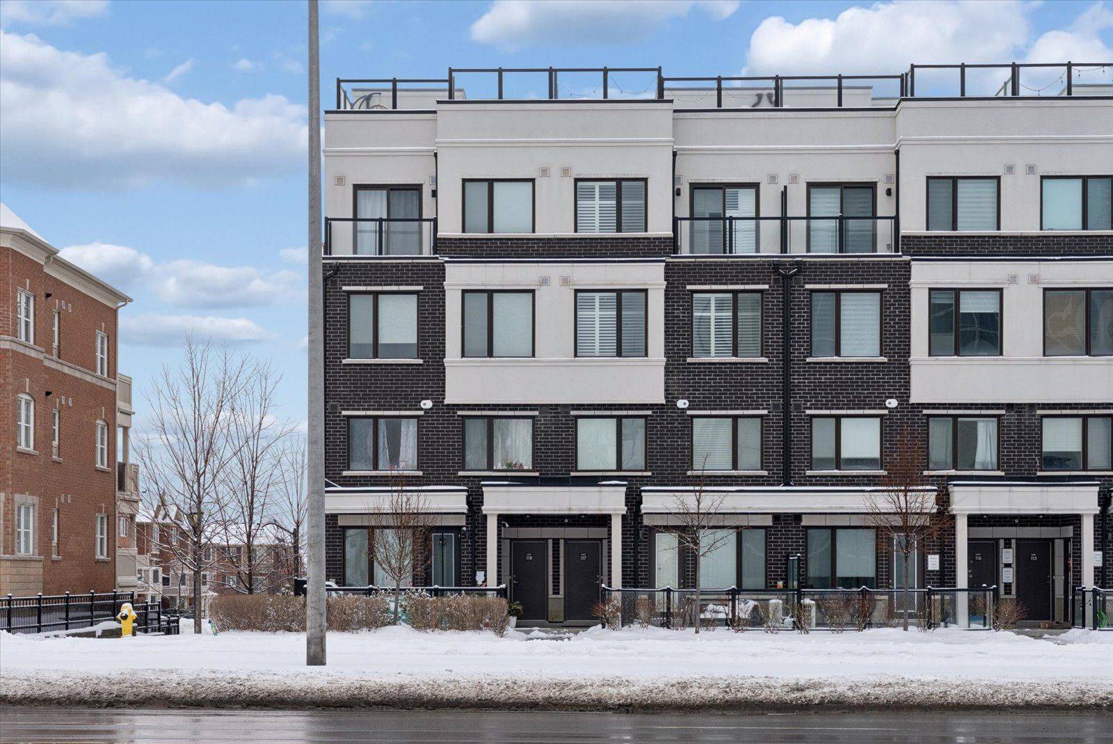 Pickering, ON L1X 0E3,1711 Pure Springs BLVD #117