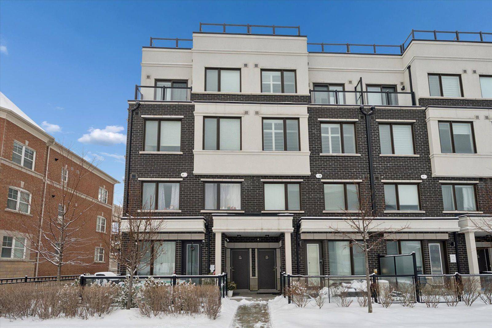 Pickering, ON L1X 0E3,1711 Pure Springs BLVD #117