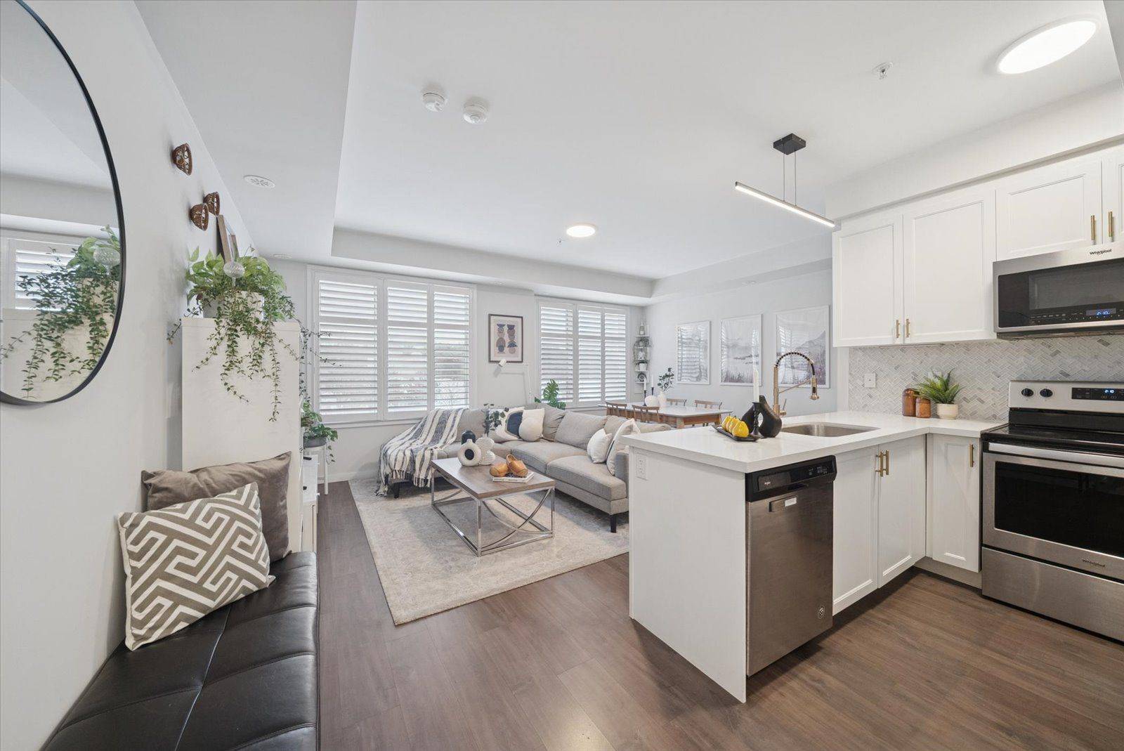 Pickering, ON L1X 0E3,1711 Pure Springs BLVD #117