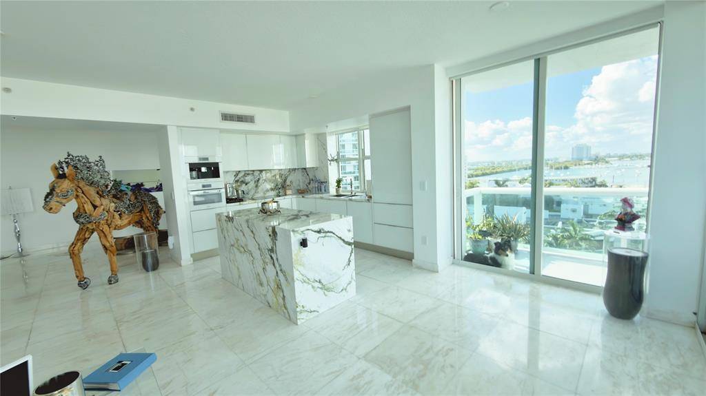 North Bay Village, FL 33141,7910 Harbor Island Dr #805