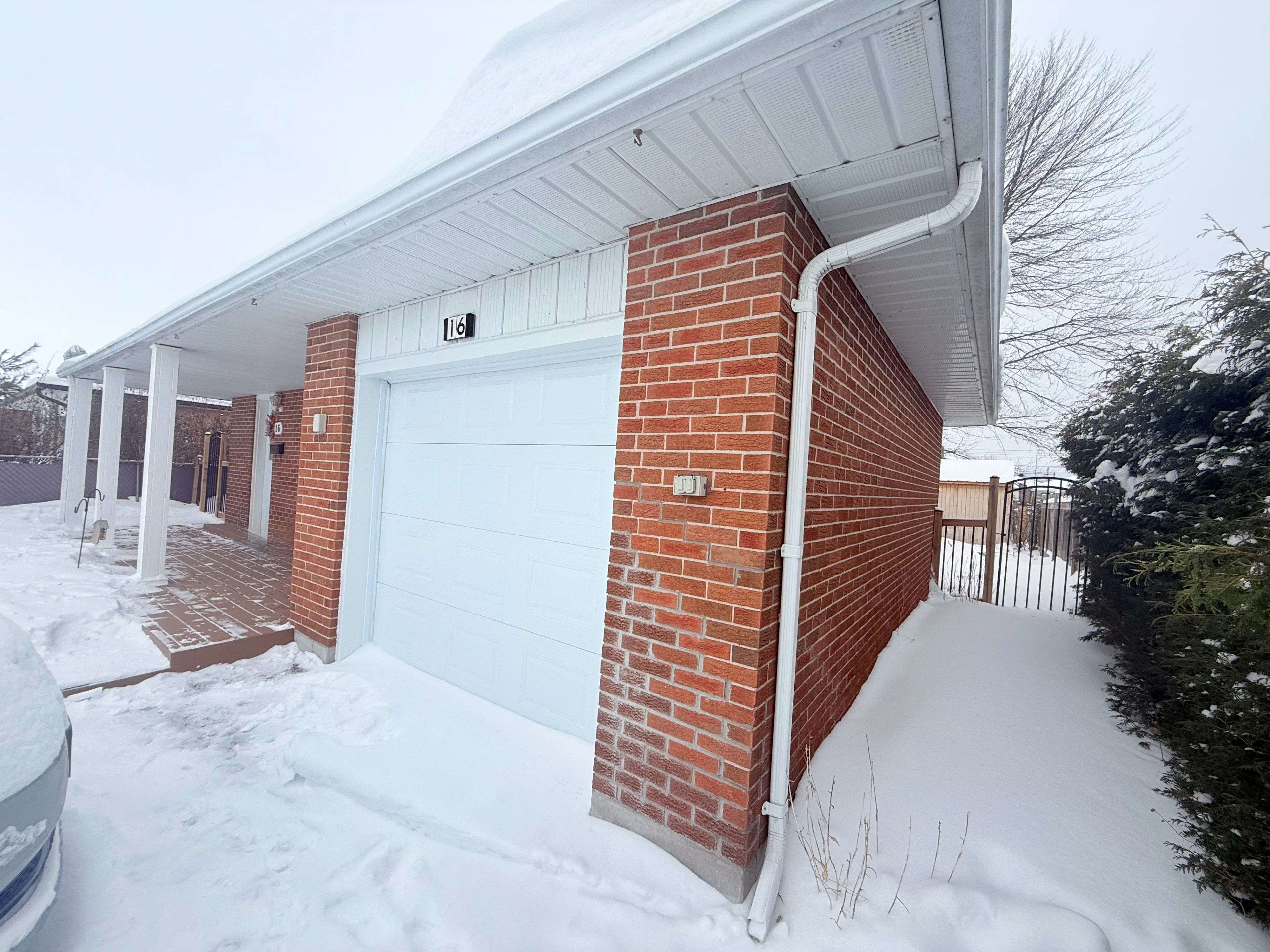North Bay, ON P1A 2R5,16 Herman CRES