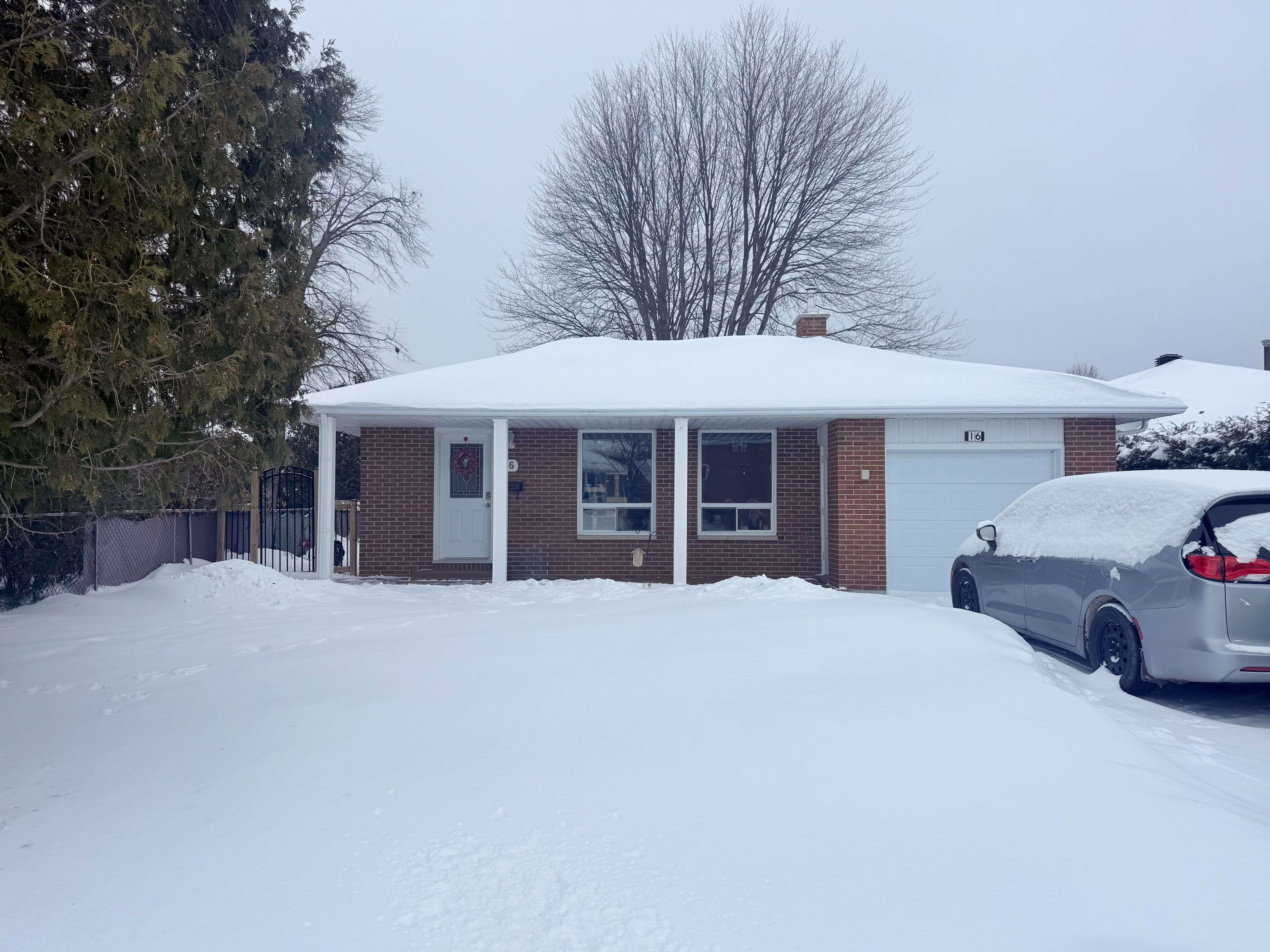 North Bay, ON P1A 2R5,16 Herman CRES