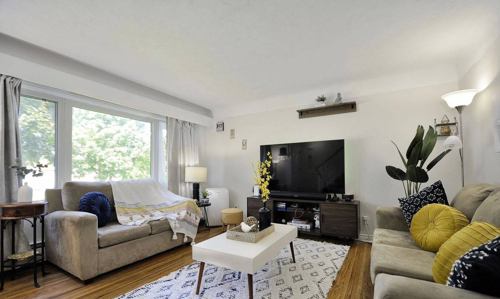 Kitchener, ON N2M 3W7,442 Highland RD E