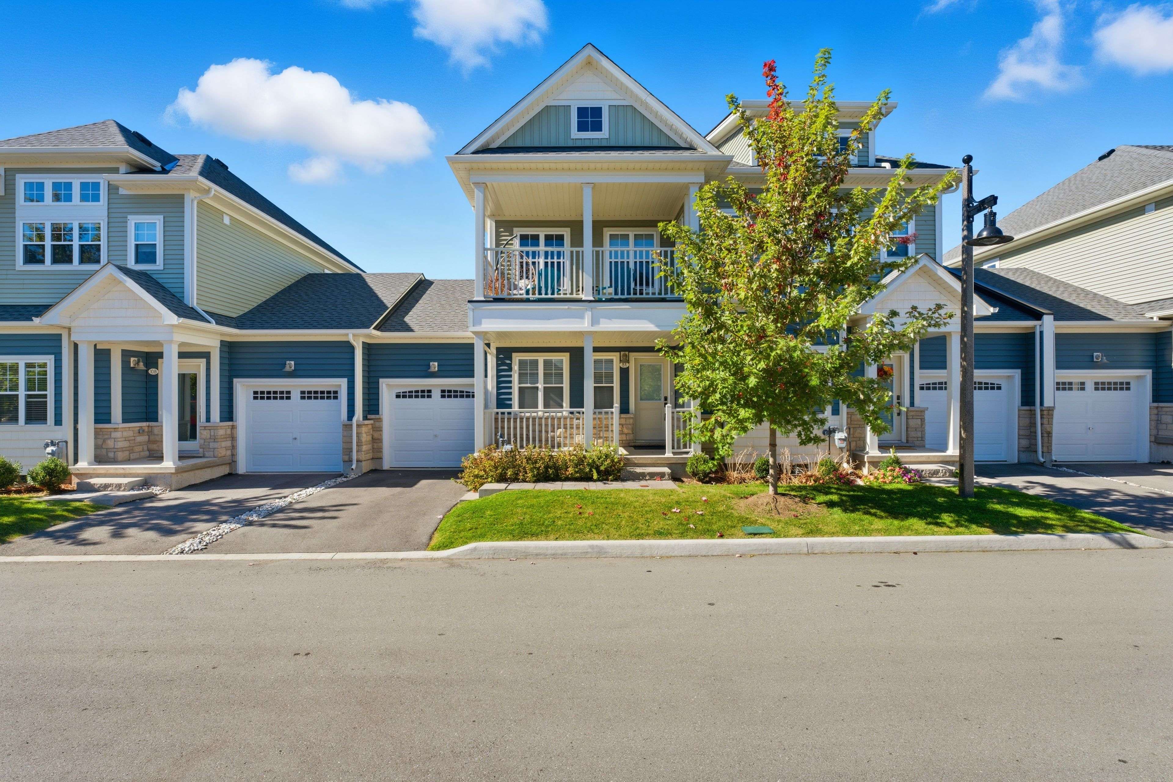 Fort Erie, ON L0S 1B0,8 Shores LN #A