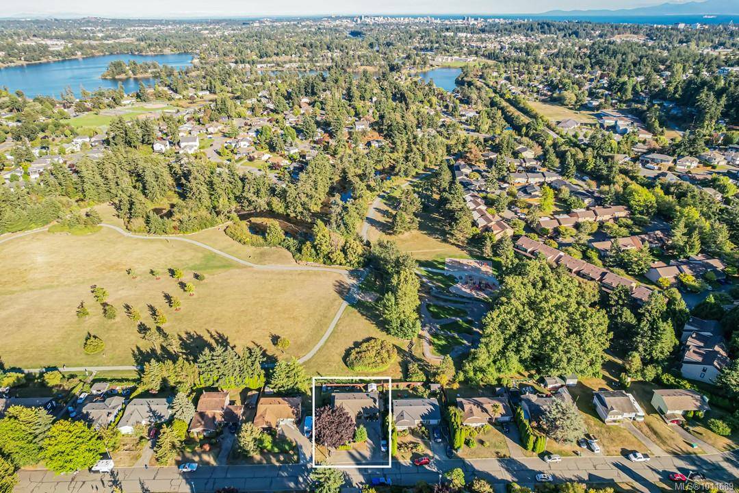 View Royal, BC V9B 5G2,128 Paddock Pl