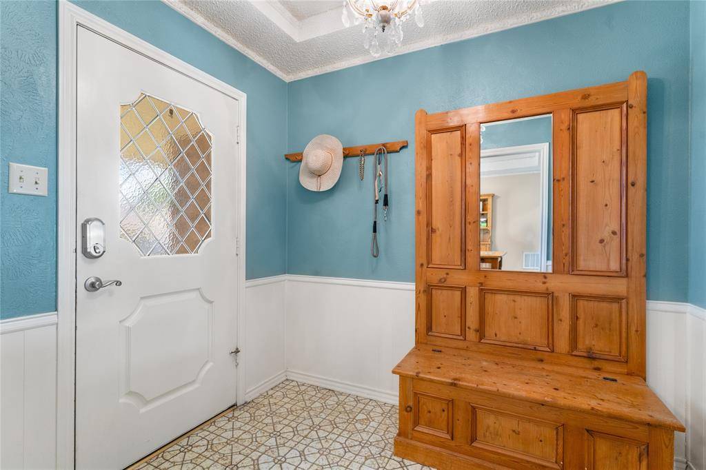 Carrollton, TX 75007,1008 Nottingham Drive