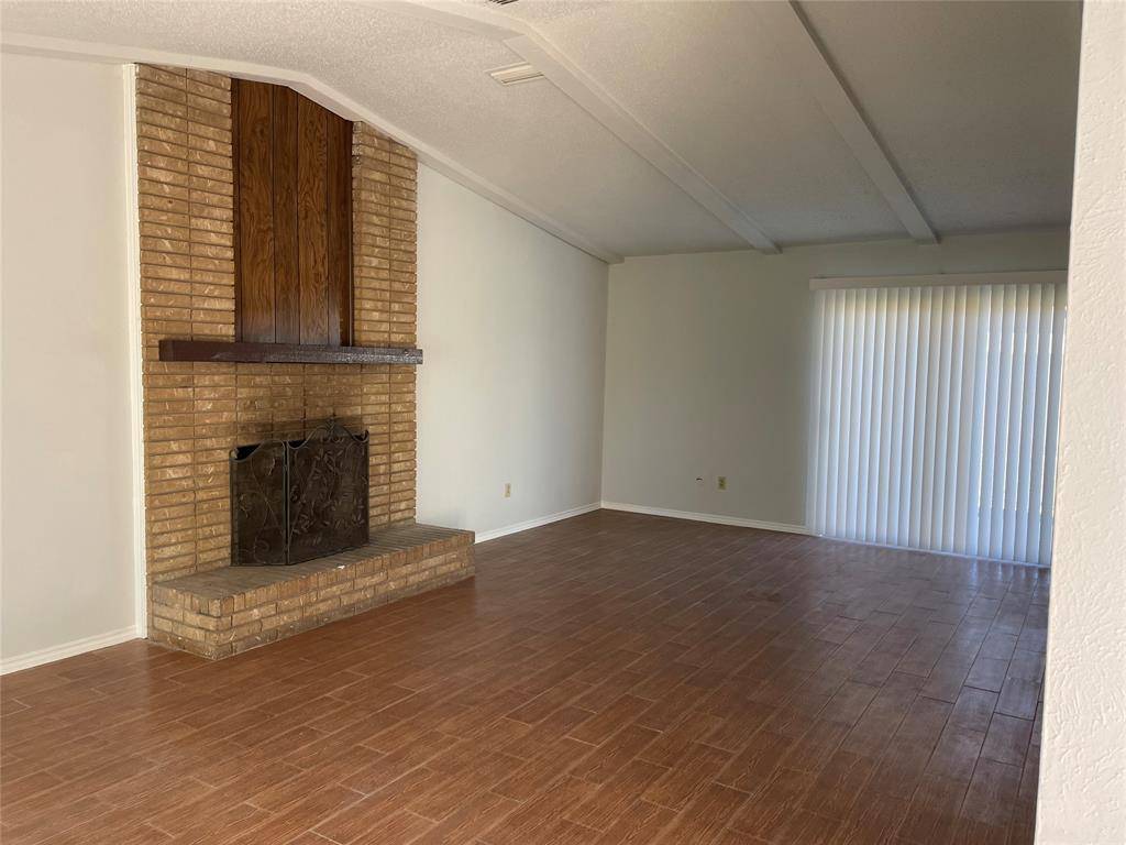 Garland, TX 75044,2921 Village Crest Circle