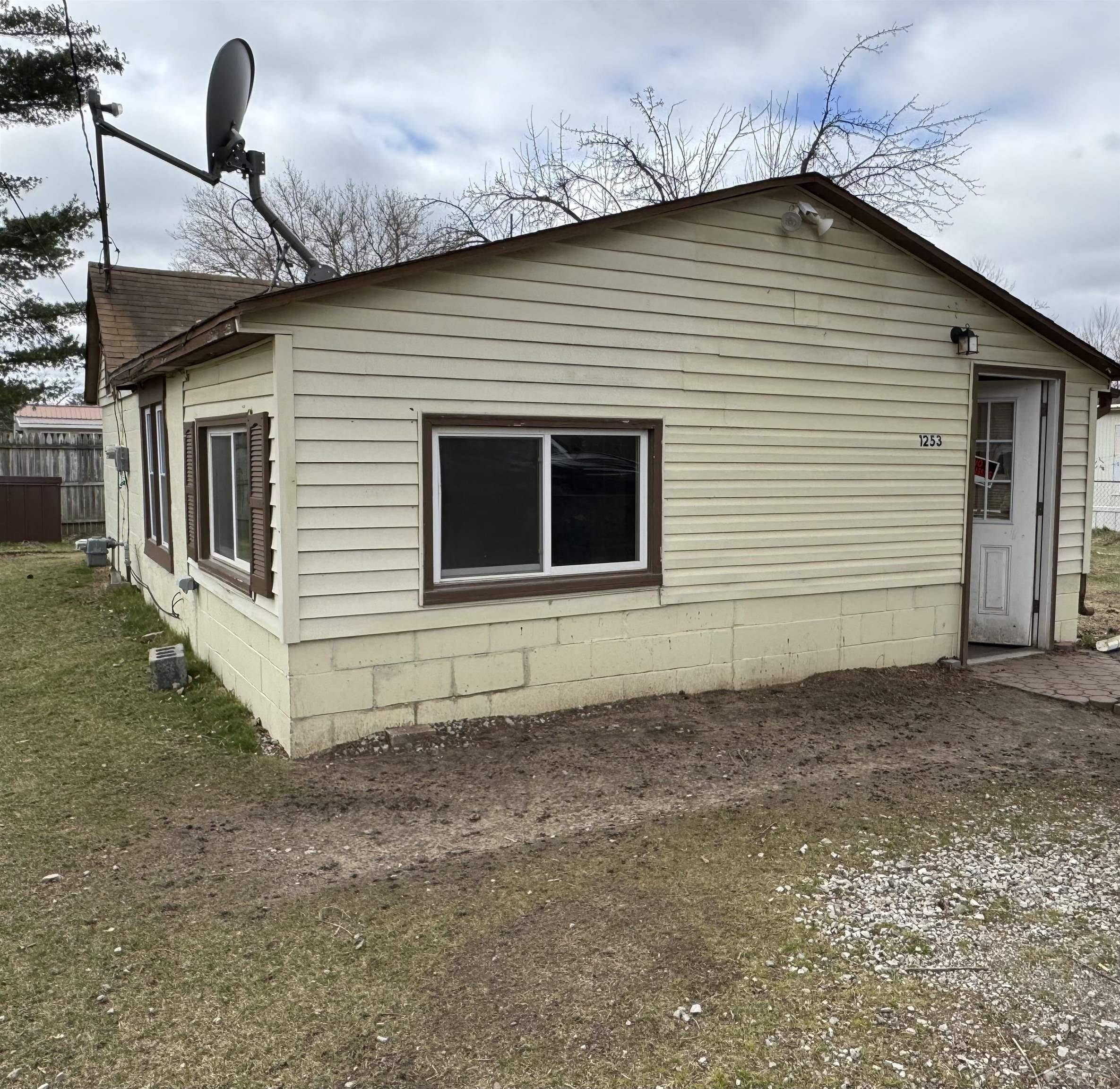 Beaverton, MI 48612,1253 Denton Creek RD