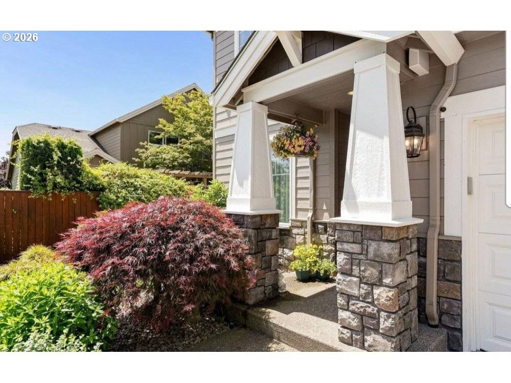 Albany, OR 97322,216 CHURCHILL DOWNS ST SE