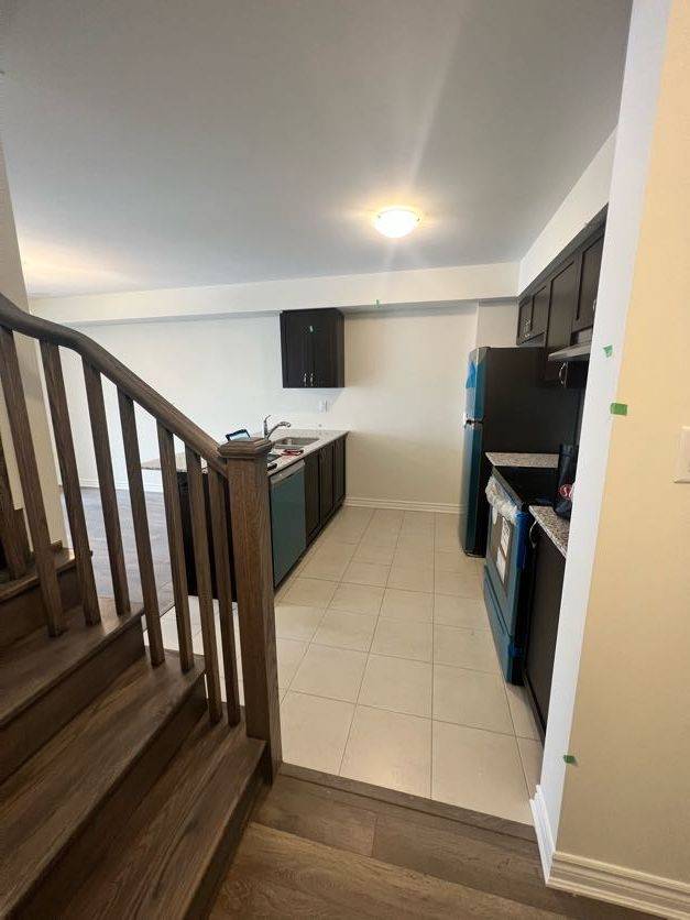 Pickering, ON L1X 0N4,3327 Thunderbird Promenade