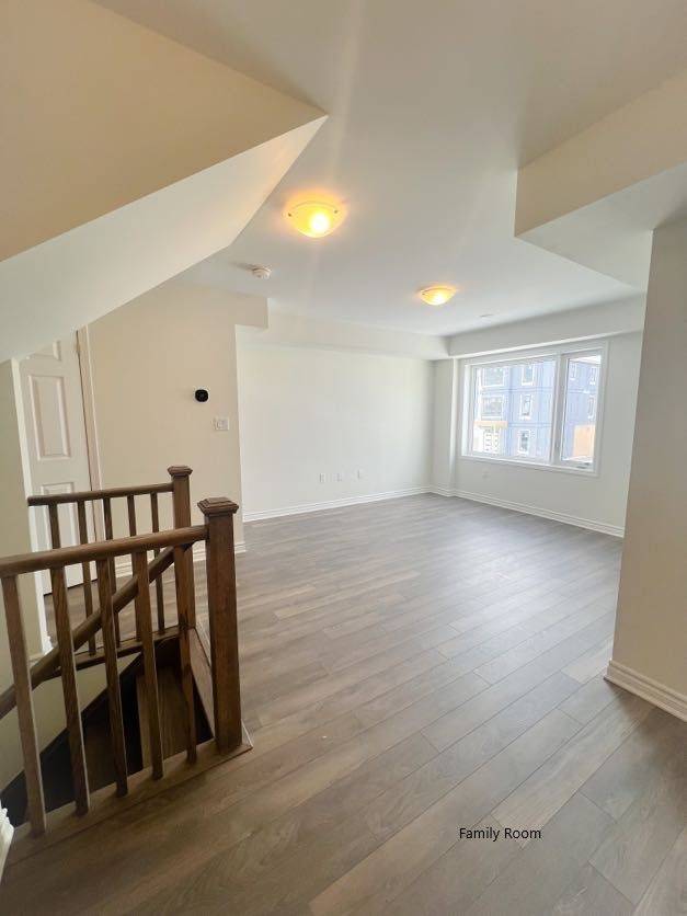 Pickering, ON L1X 0N4,3327 Thunderbird Promenade