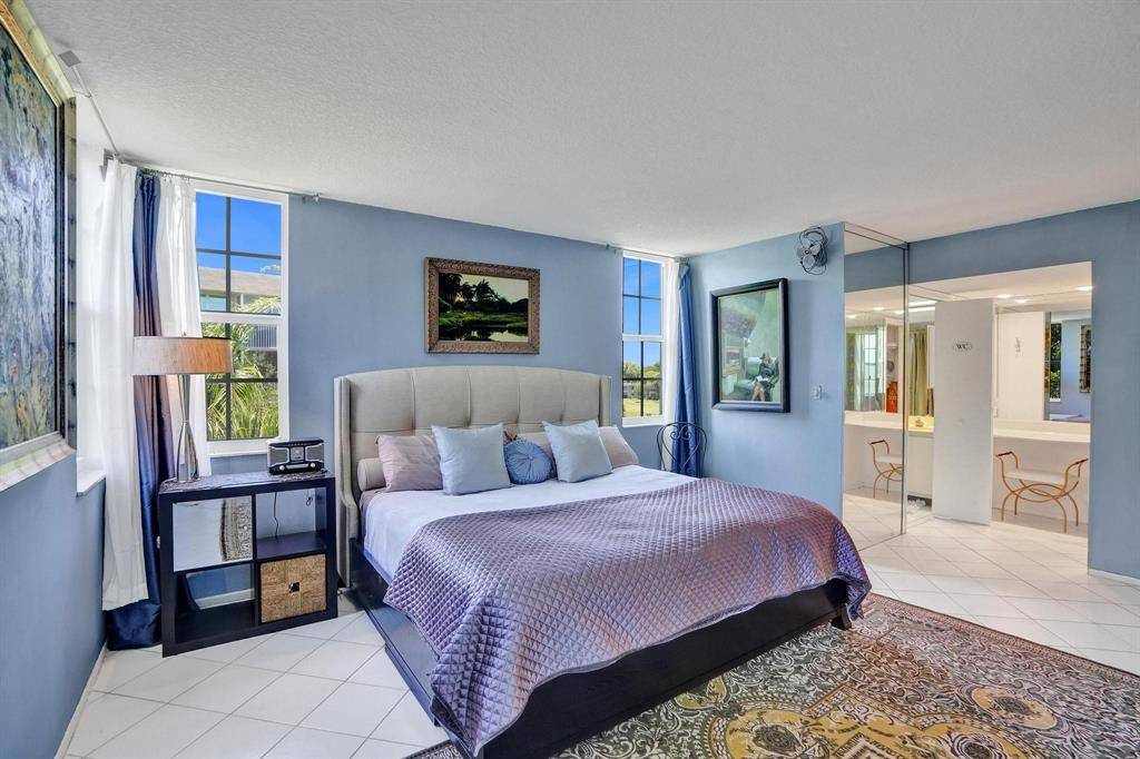 Pompano Beach, FL 33069,806 Cypress Grove Ln #412