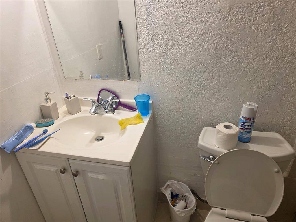 Sunrise, FL 33313,1501 NW 62nd Ter #A