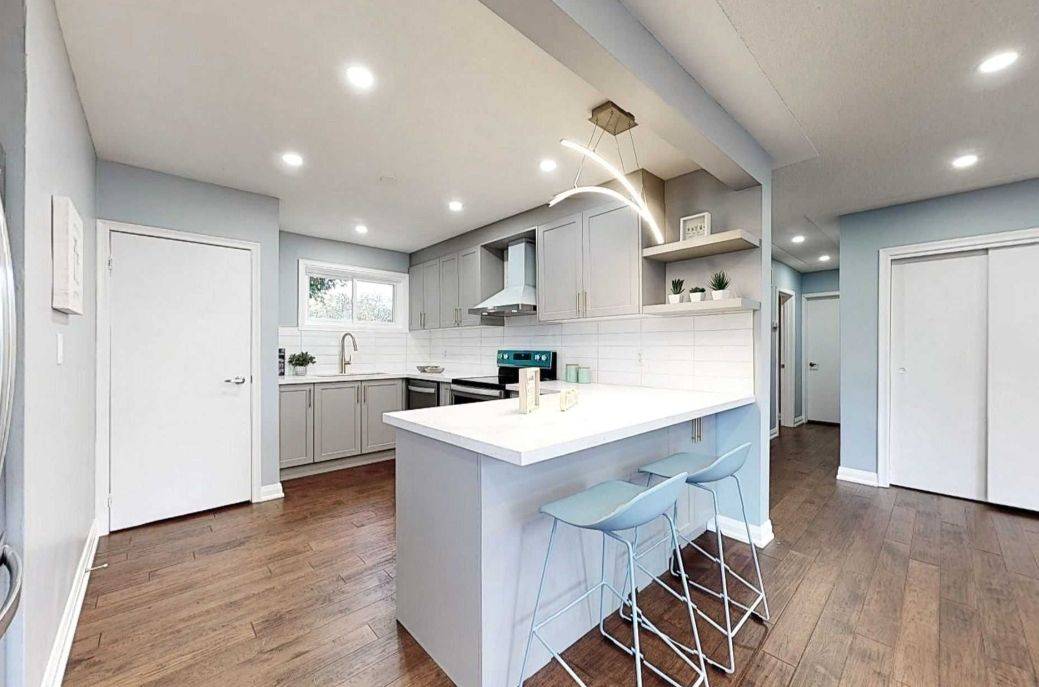 Richmond Hill, ON L4C 2N3,101 Cartier CRES