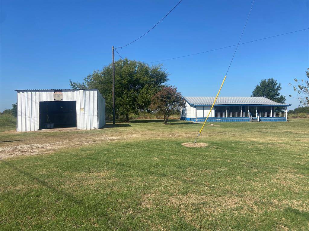 Lone Oak, TX 75453,930 Rs County Road 1690