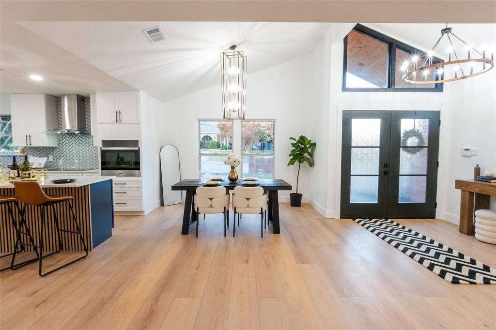 Dallas, TX 75243,9648 Fallbrook Drive