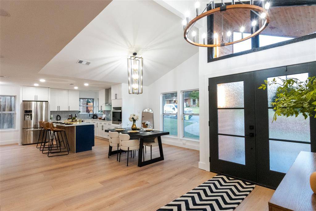 Dallas, TX 75243,9648 Fallbrook Drive