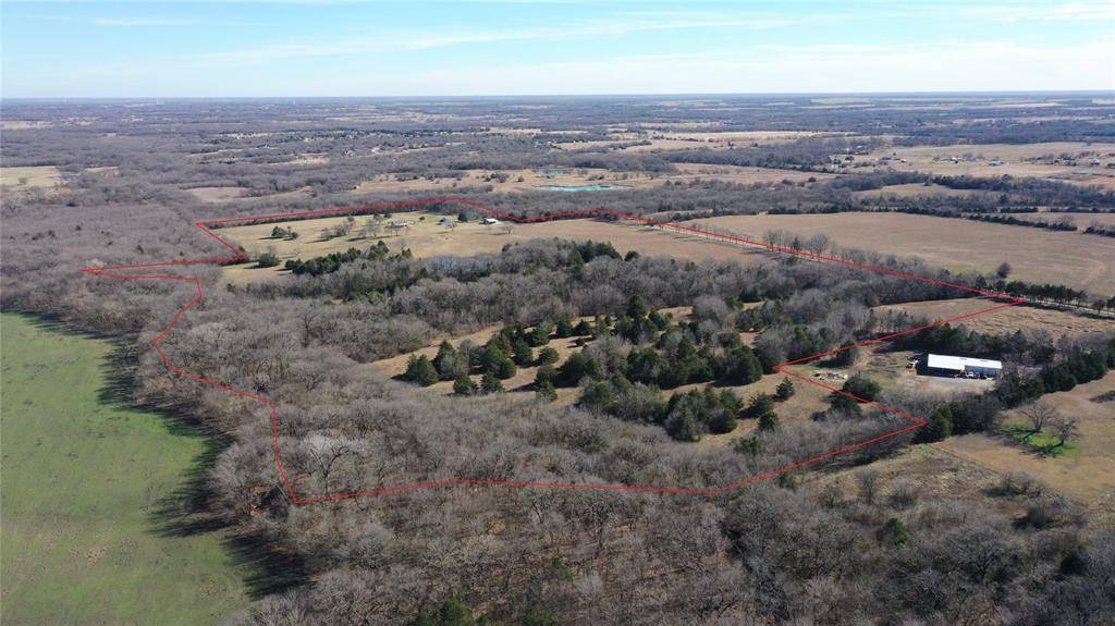 Savoy, TX 75479,984 County Road 4027