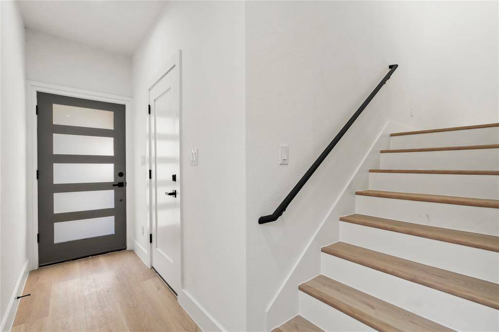 Dallas, TX 75215,2404 Scott Street