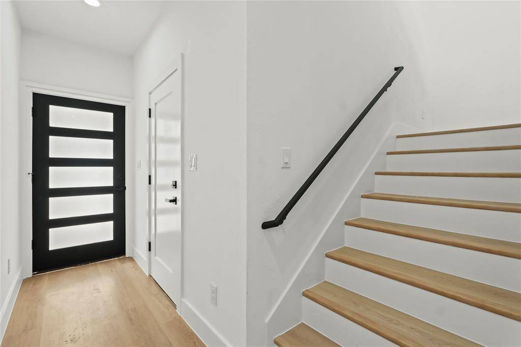 Dallas, TX 75215,2406 Scott Street