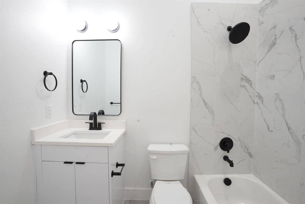 Dallas, TX 75208,629 N Tyler Street #108