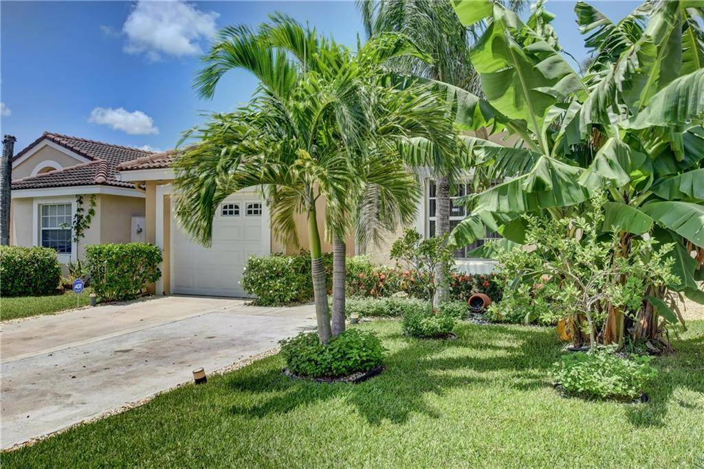 Lake Worth, FL 33467,7703 Springfield Lake Dr