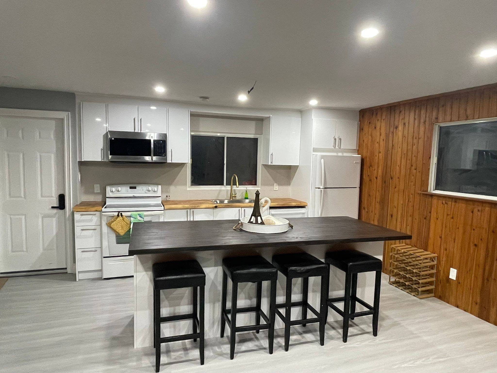 Innisfil, ON L9S 1V4,2038 St Johns RD