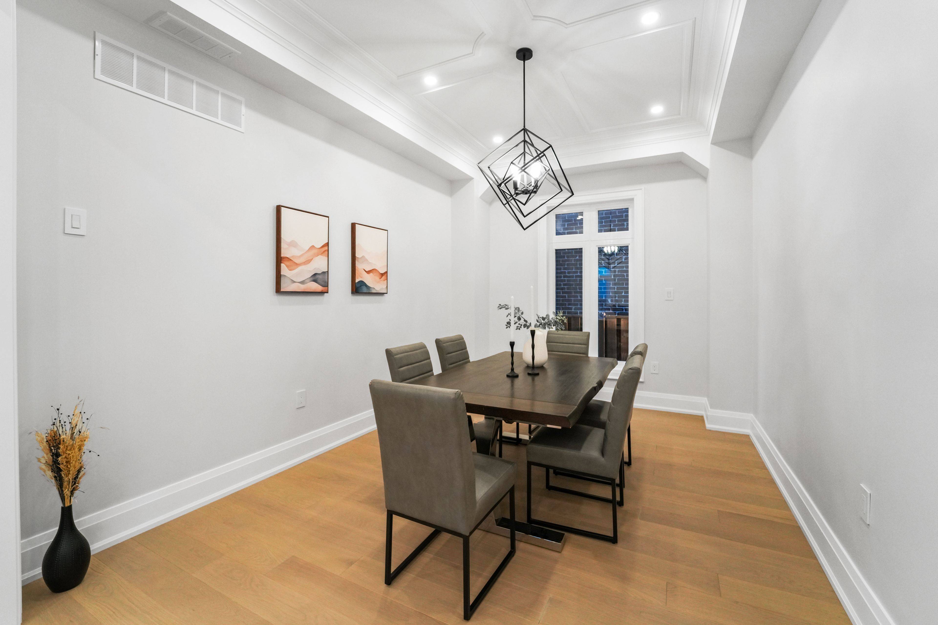 Toronto W06, ON M8W 4G1,303 Delta ST