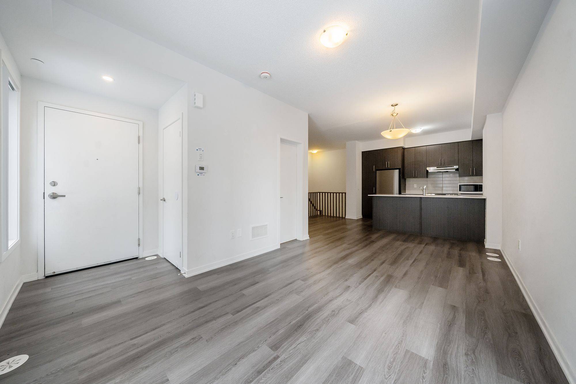 Toronto W06, ON M8V 0J5,15 William Jackson WAY #44