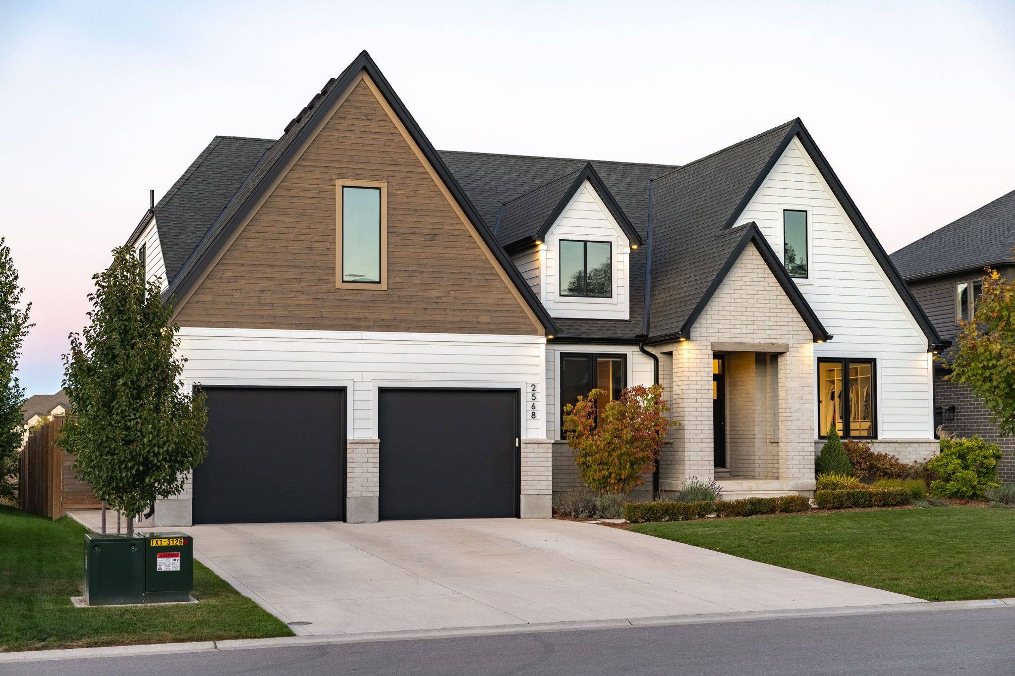 Strathroy-caradoc, ON N0L 1W0,2568 Lucas AVE