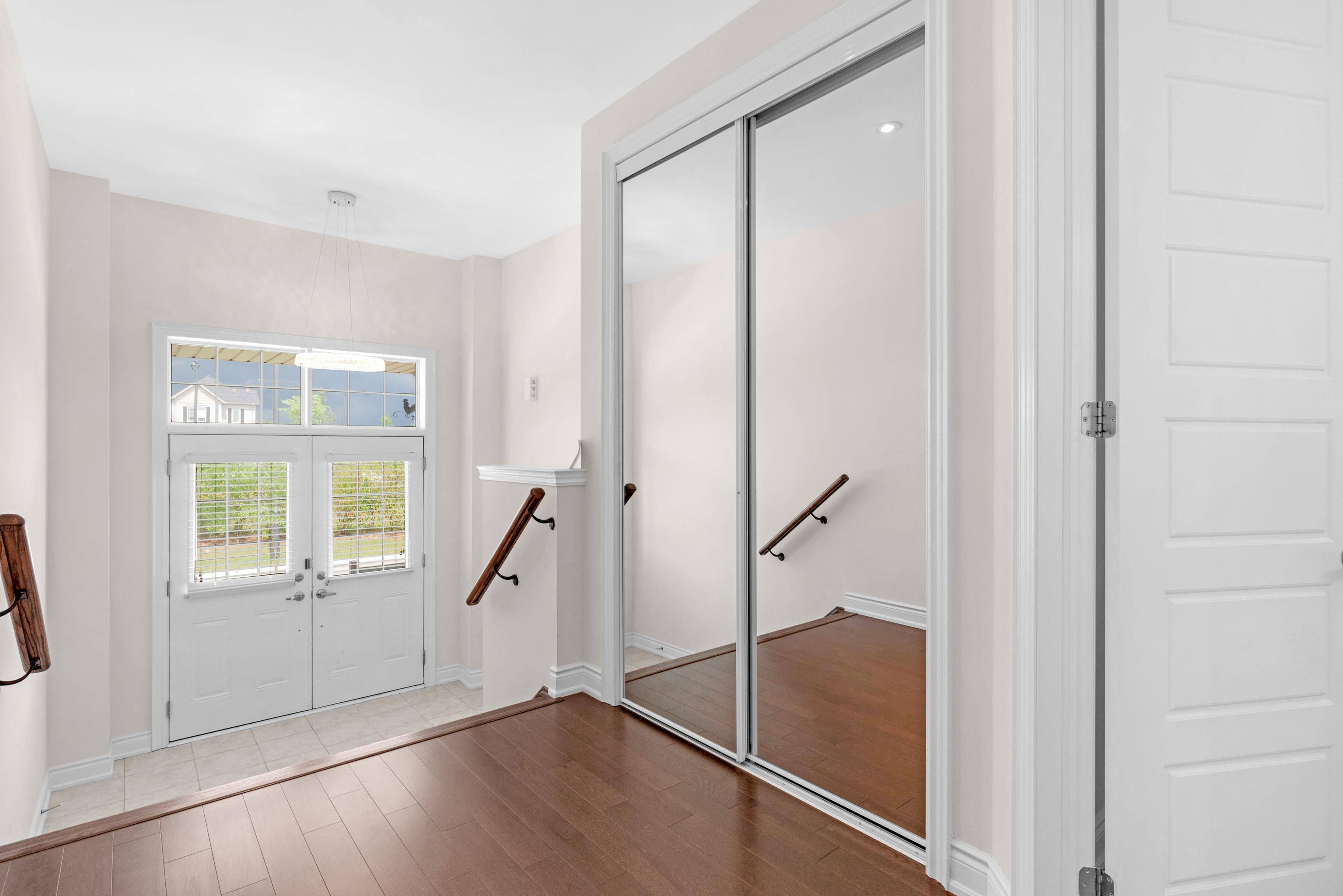 Haldimand, ON N3W 0C4,223 Thompson RD