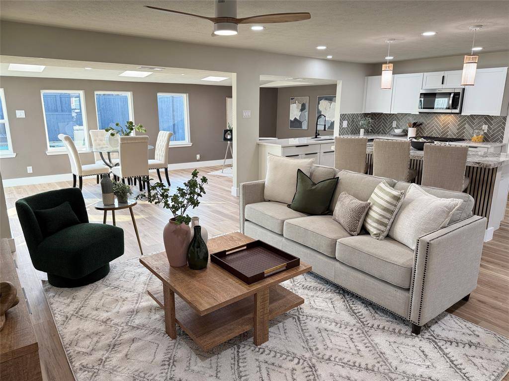 Carrollton, TX 75006,1620 Valleycrest Lane