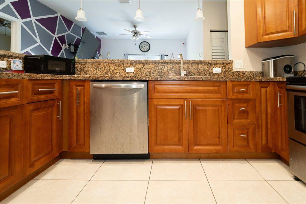 Pompano Beach, FL 33069,2430 NW 13 ST