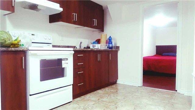 Brampton, ON L6R 3M3,62 Eagle Plains DR