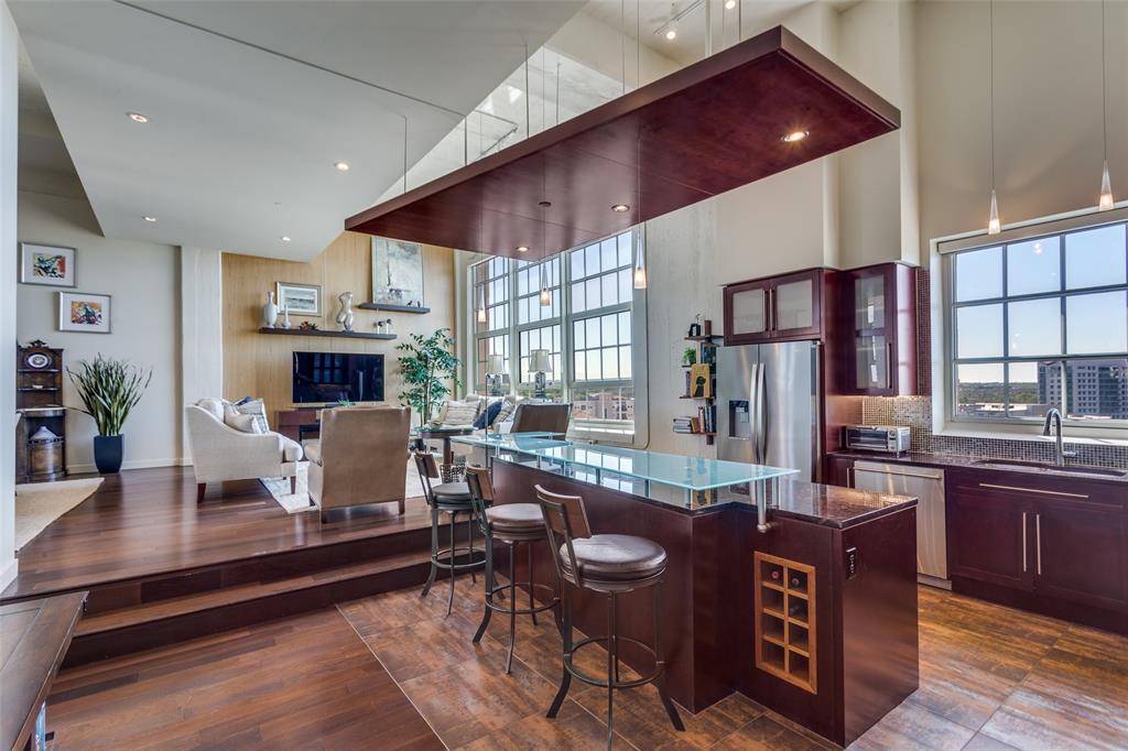 Fort Worth, TX 76107,2600 W 7th Street #1717