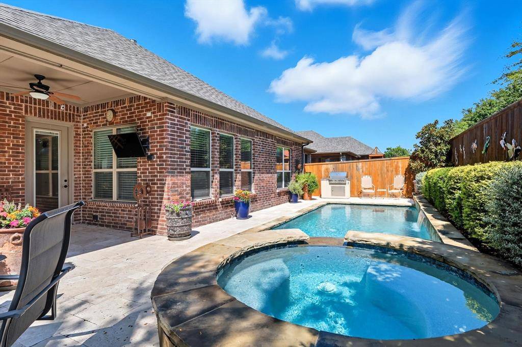 The Colony, TX 75056,5876 Austin Waters