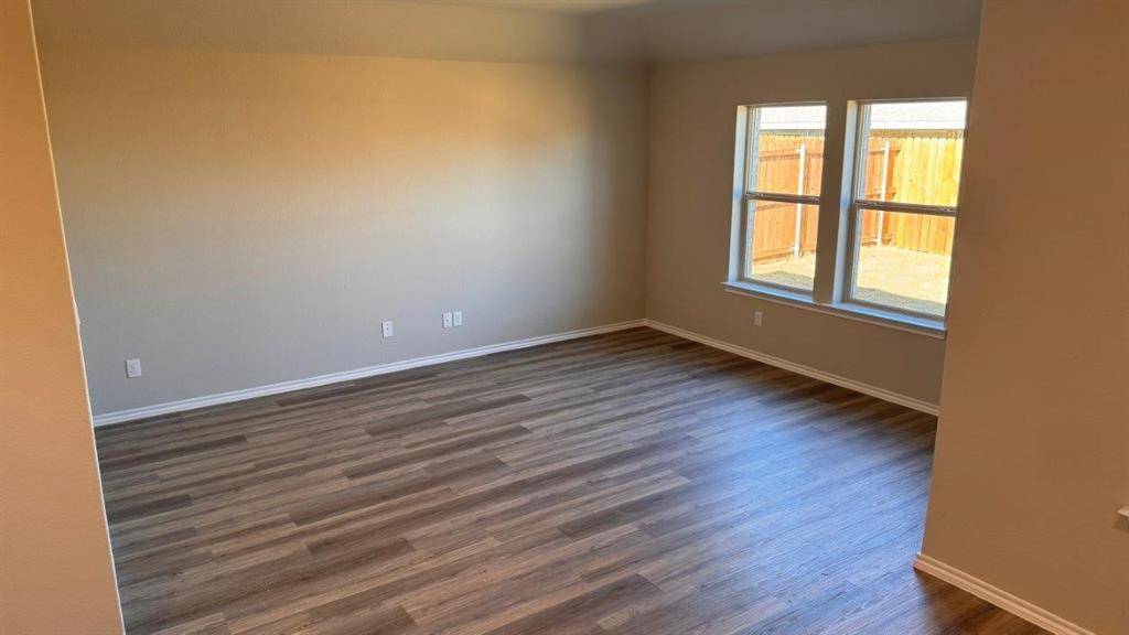 Cleburne, TX 76033,524 CRESTRIDGE Drive N