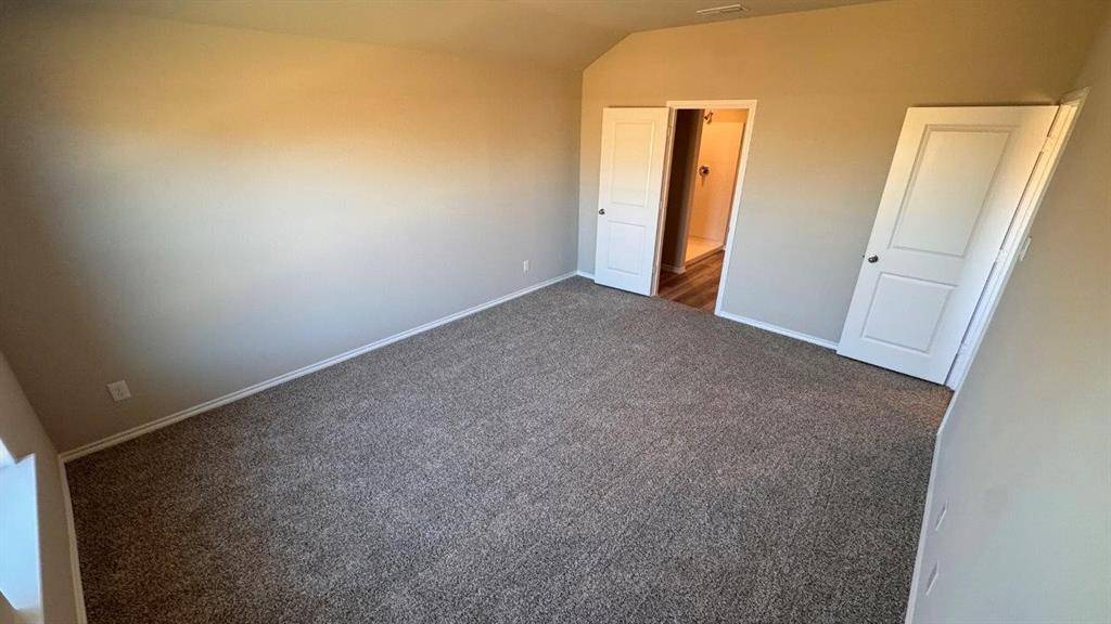 Cleburne, TX 76033,524 CRESTRIDGE Drive N