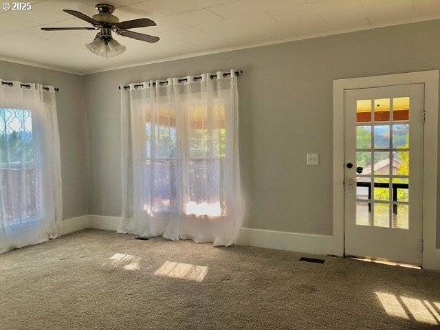 Roseburg, OR 97470,725 NE DENVER ST