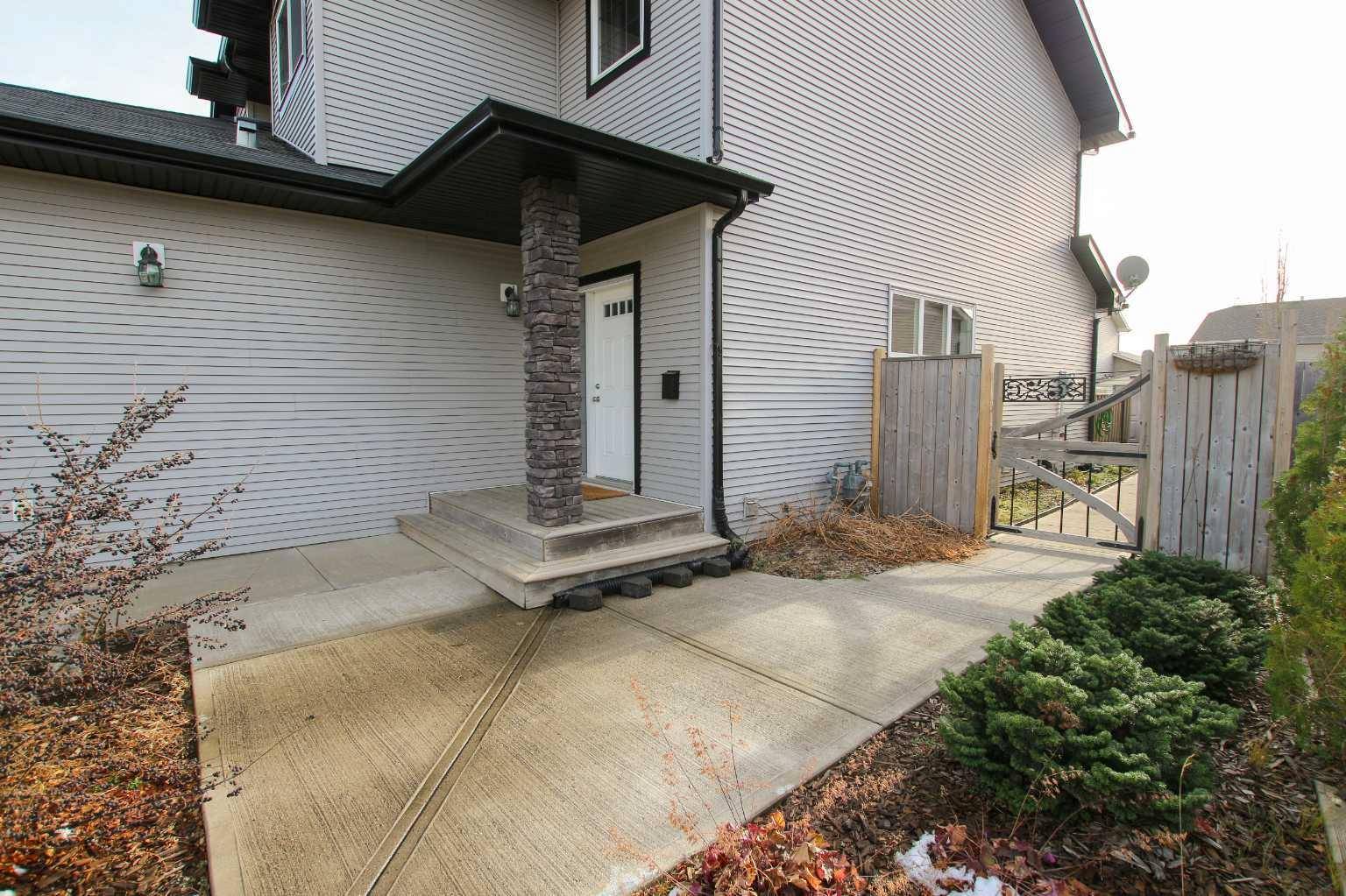 Blackfalds, AB T4M 0G5,37 Piper Close