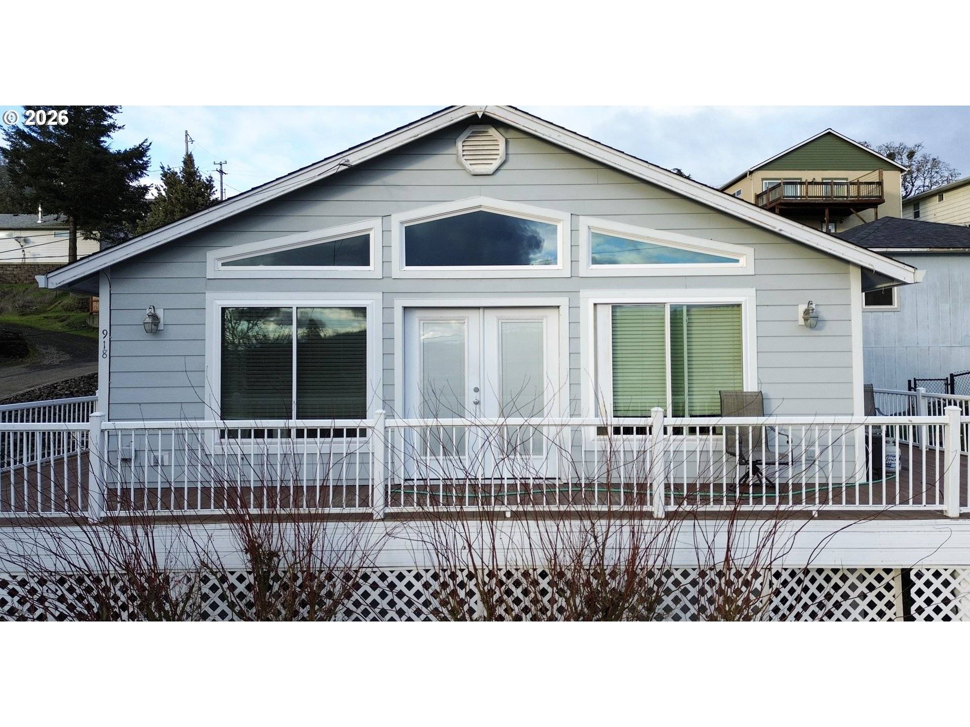 Roseburg, OR 97470,918 NE MALHEUR AVE