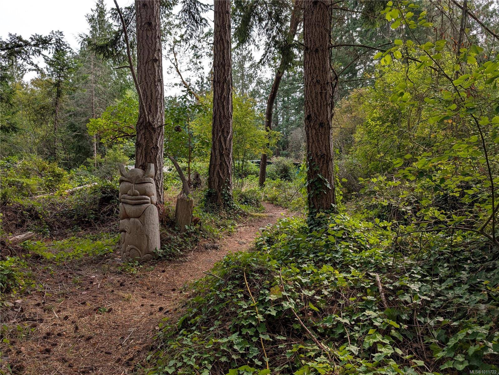 Gabriola Island, BC V0R 1X1,Lt 16 Berry Point Rd