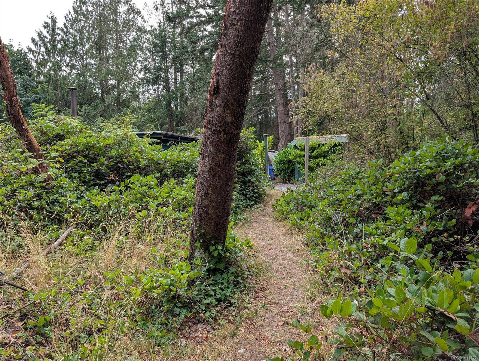 Gabriola Island, BC V0R 1X1,Lt 16 Berry Point Rd