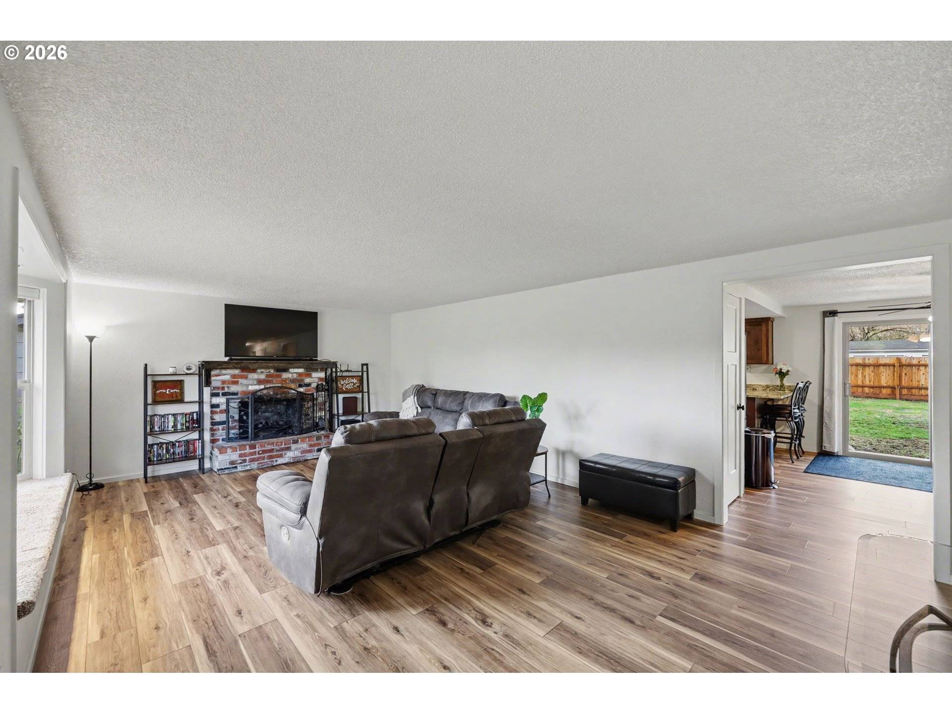 Cottage Grove, OR 97424,777 N 11TH ST