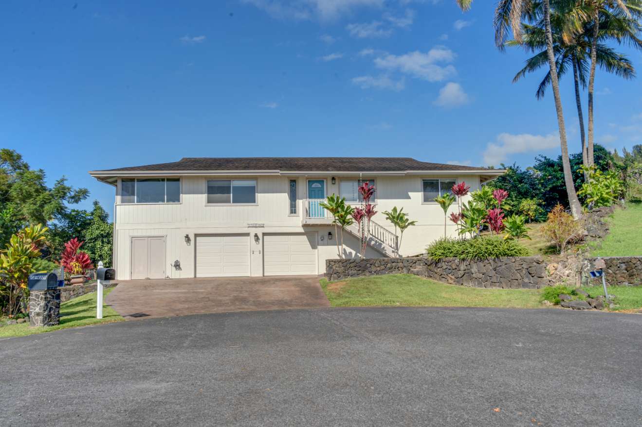 Kailua-kona, HI 96740,73-4326 MALU PL