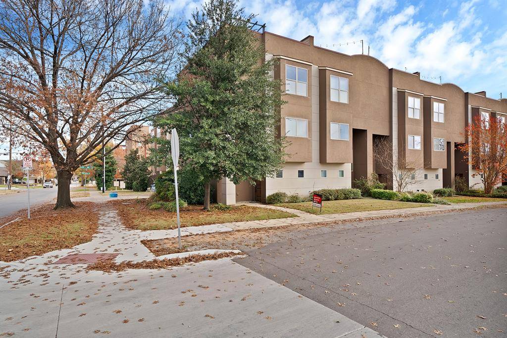 Dallas, TX 75206,1516 Hope Street